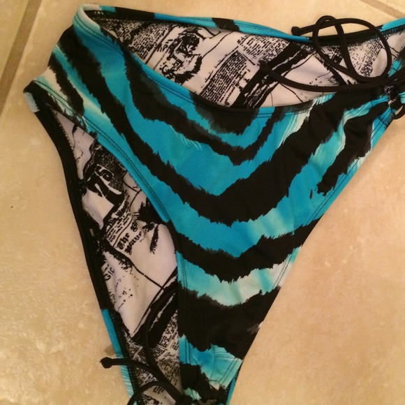 Animal print bikini. NWOT - Picture 2 of 3