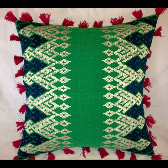 Decorative pillows for sale - Picture 4 of 4