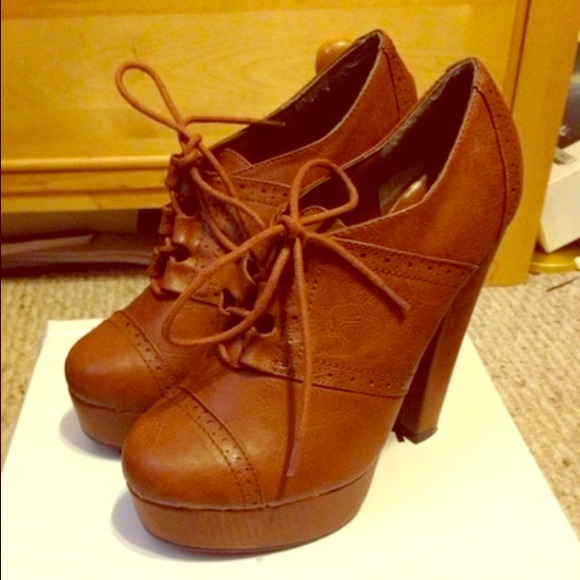 Forever 21 Heels size 7