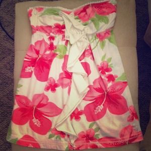 Abercrombie and Fitch strapless top