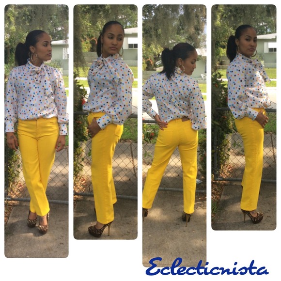 Vtg Poka dot bow tie collar shirt