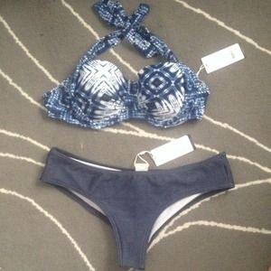 New Billabong Swimsuit