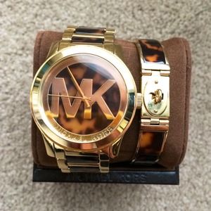 🎉HOST PICK 6/15🎉💕MICHAEL KORS TORTOISE WATCH💕