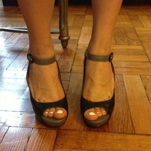 Black Steve Madden Pumps