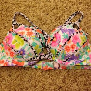 Vs gorgeous swim top