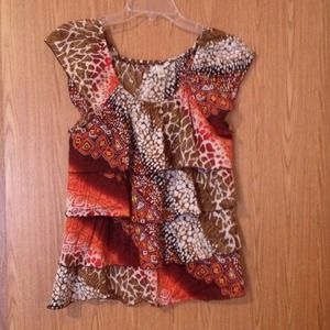 Cute print blouse with ruffles