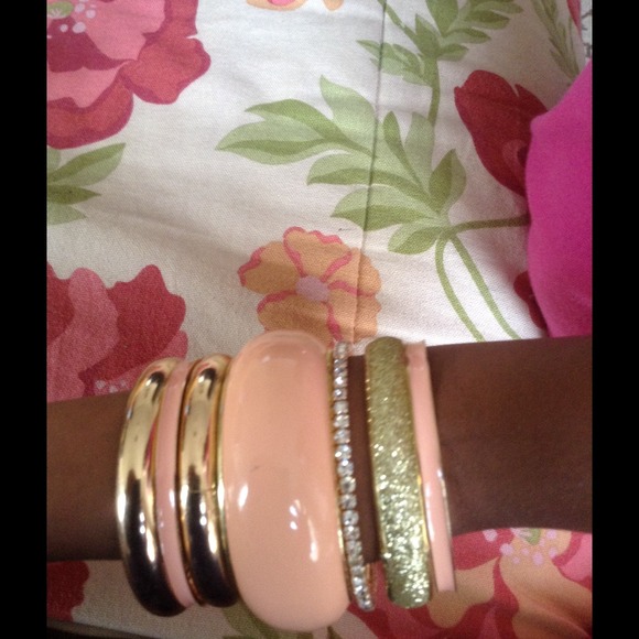 Jewelry - Bracelets **SOLD**