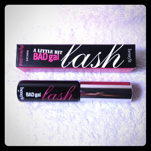SOLD ***** Benefit Bad Gal Mascara