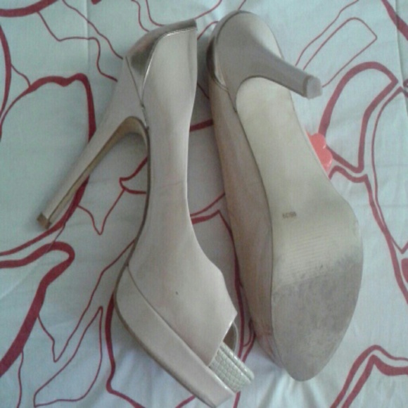 Sold - Picture 2 of 4