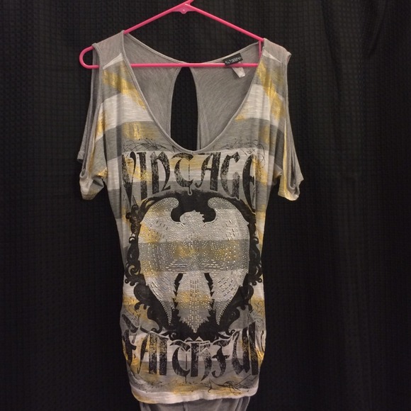 Cute top from The Buckle