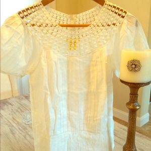 Catherine Malandrino beautiful white top ❤️