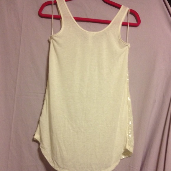NEW!! AEROPOSTALE WHITE TANK W/SEQUINS - Picture 2 of 3