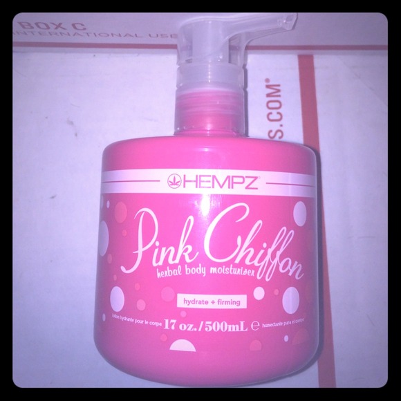 17 oz HEMPZ pink chiffon herbal body  MOISTURIZER