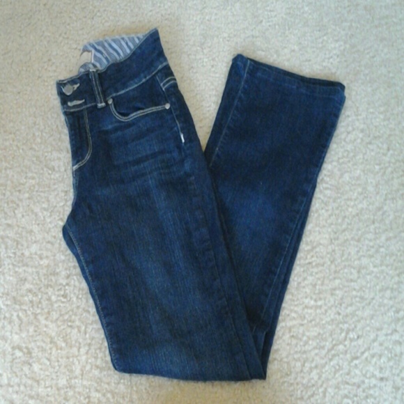 *DONATED* Paige jeans