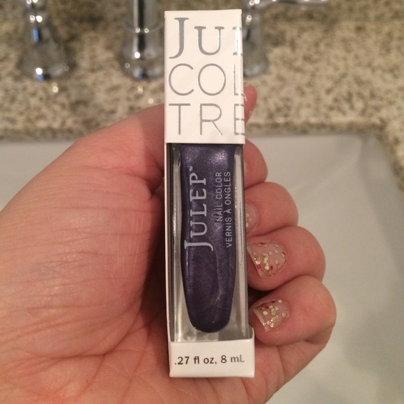 Julep nail polish in Colette-Bombshell