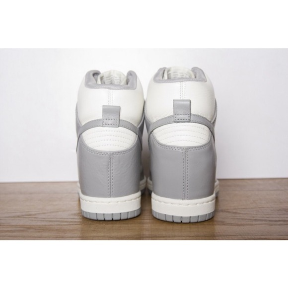 SOLD❌‼️ Nike Sky Hi Dunks - Picture 4 of 4