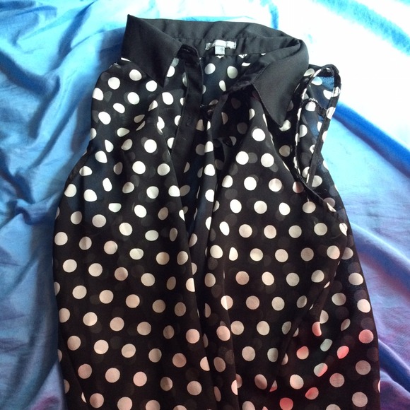 F21 Black & white polka dot sheer top - Picture 1 of 1