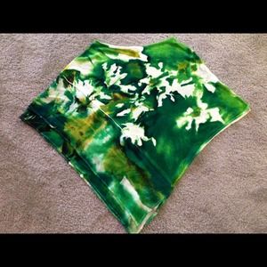 Fab'rik Summer Poncho (green/white)