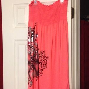 Short, coral strapless dress