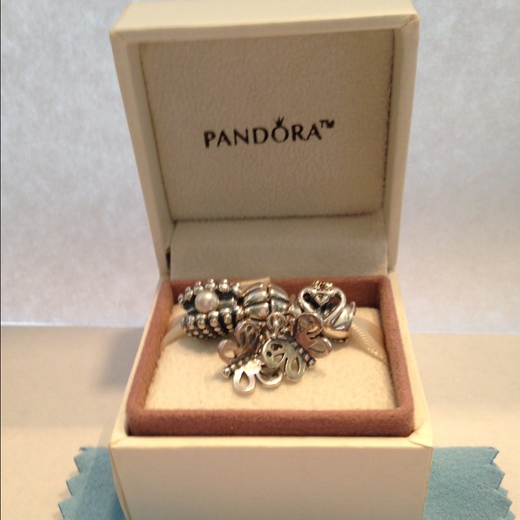 Pandora BUNDLE with Box - Swan, Butterfly & Clam