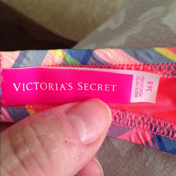 💟REDUCED💟Victorias Secret bikini top - Picture 3 of 4