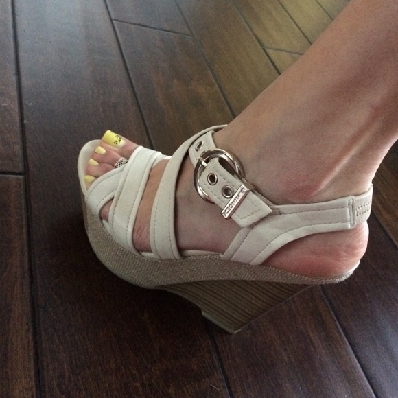 Wedge heels - Picture 3 of 3