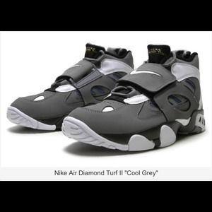 Nike Air Diamond Turf II (Cool Grey)