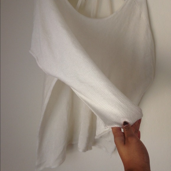 Lush oversized knot sweater type poncho - Picture 3 of 4