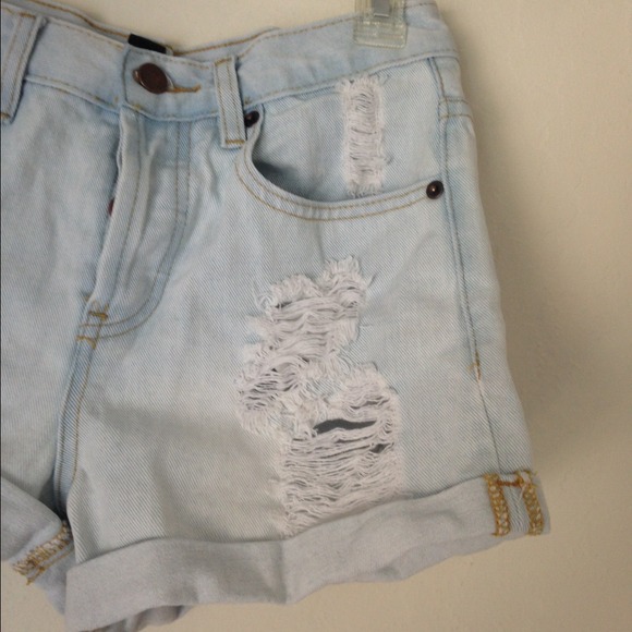 🚫 SOLD - Picture 2 of 3