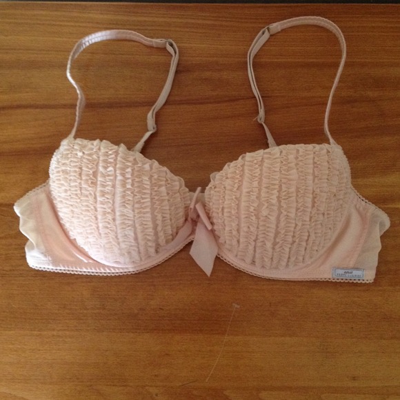 Ruffle bra