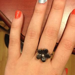 Black flower ring