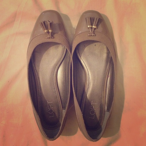 Ann Taylor Loft Flats!