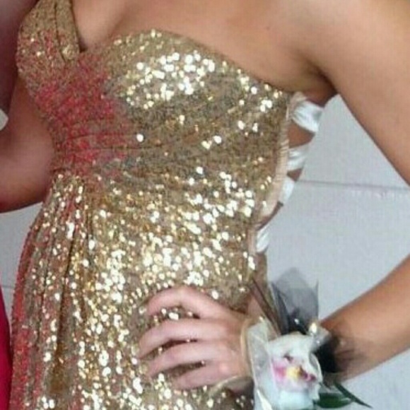 La  Femme Prom Dress WORN ONCE - Picture 2 of 4