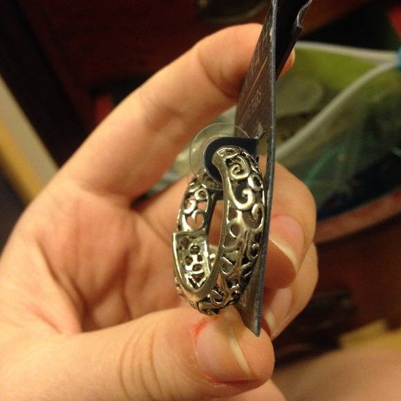 Earrings - Picture 2 of 2