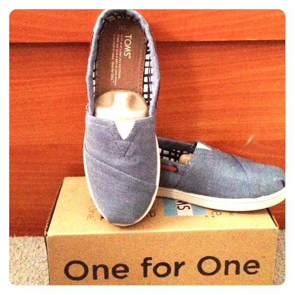 TOMS Shoes - TOMS in Chambray Bimini in Blue