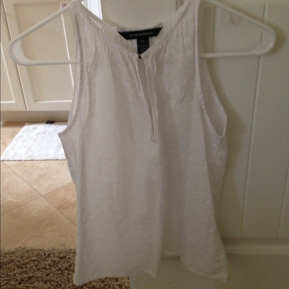 Club Monaco Slit Eyelet tank size 0