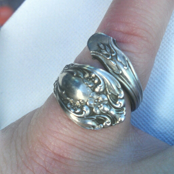 Floral antique vintage sterling silver spoon ring