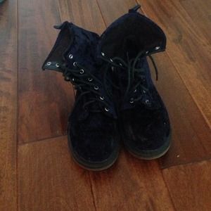 Blue crushed velvet Doc marten look a like