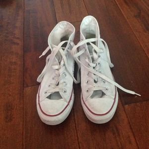 WHITE CONVERSE hi top