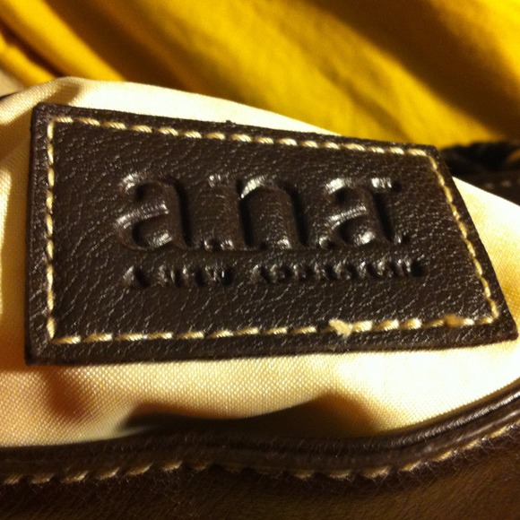 Purse - Picture 3 of 4