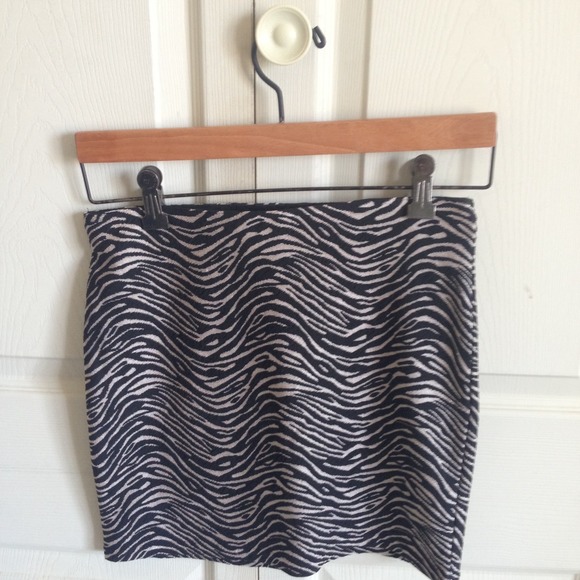 Zebra skirt