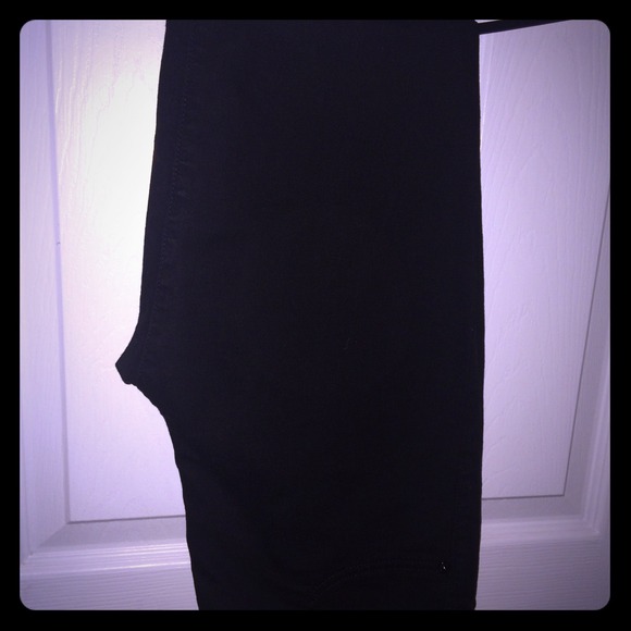 1 black jeggin,2 aeropostale jeans,2 jeans,1blouse
