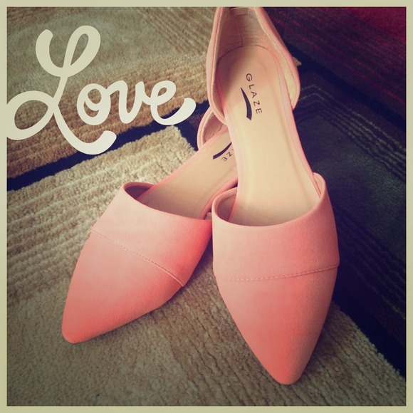 REDUCED-Coral peachy cute suede shoes