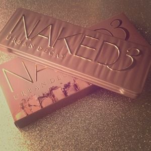 Urban Decay Naked 3 Palette w Extras