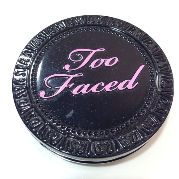 Too Faced blush - Who's your poppy?