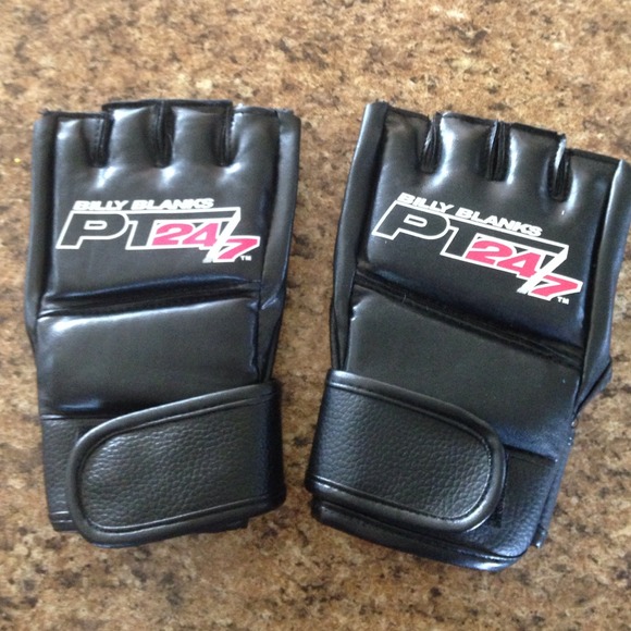 Billy blanks pt24/7 gloves