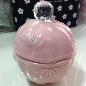 Pink rose jewelry box