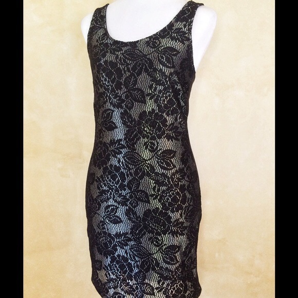 🎀Beautiful silver and black dress🎀