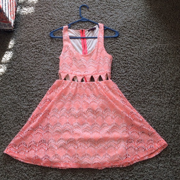 🎀 SOLD 🎀 Orange dress