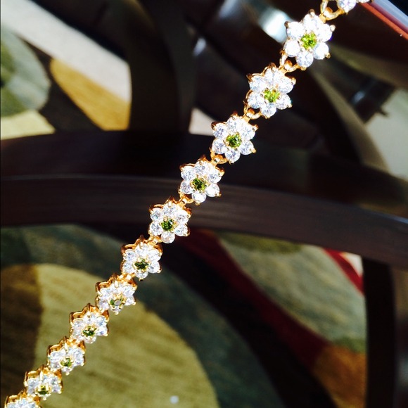 Brand new gorgeous 10k gold high quality bracelet